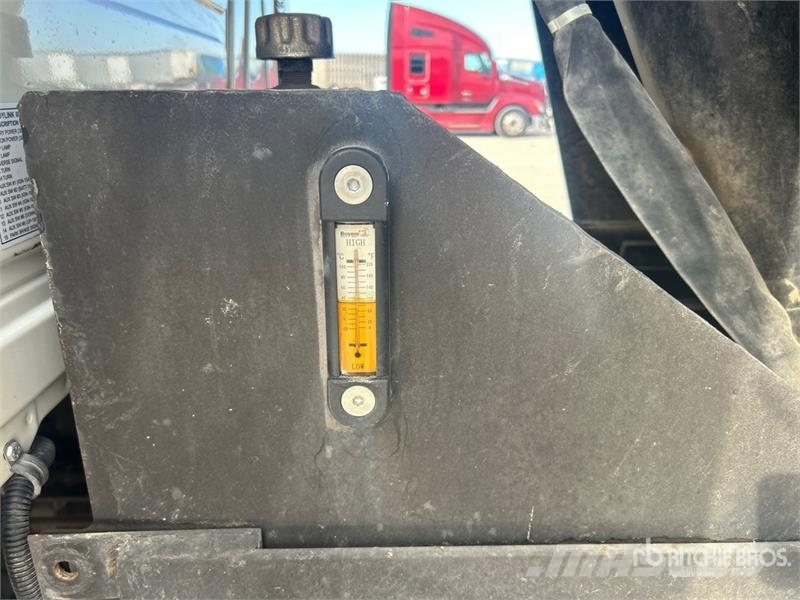Mack Granite Kipper