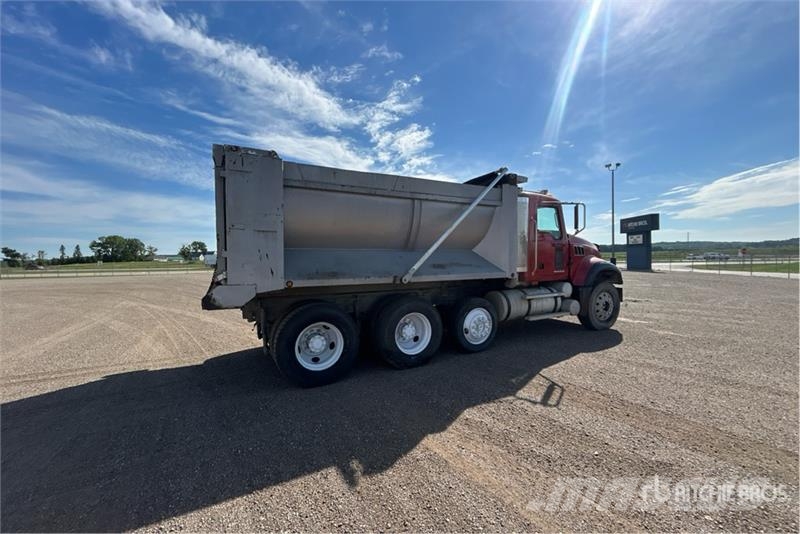 Mack GU713 Tipper trucks