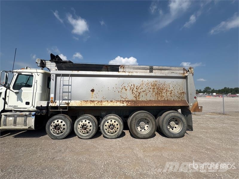 Mack GU713 Kiper tovornjaki