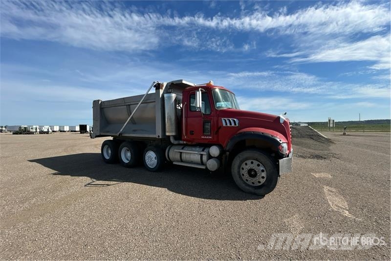 Mack GU713 Tipper trucks