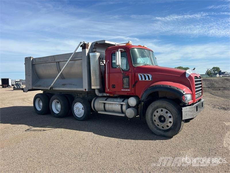 Mack GU713 Tipper trucks
