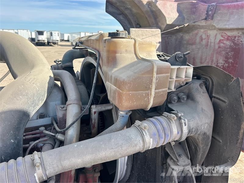 Mack GU713 Tipper trucks