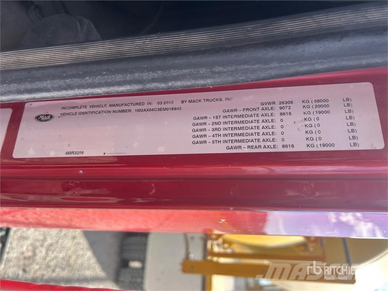 Mack GU713 8x4 Mixer Truck Avtomešalci za beton