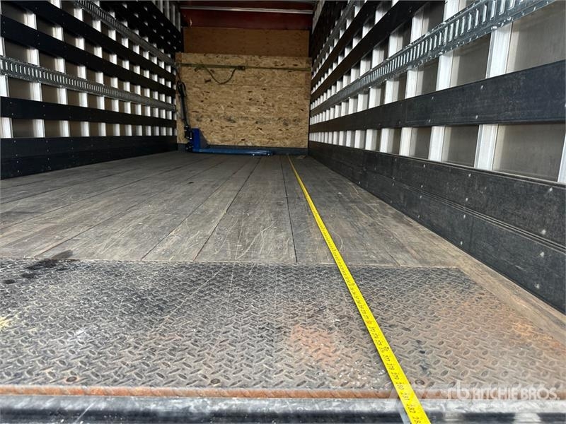 Mack MD 4x2 Van Truck Kofferaufbau