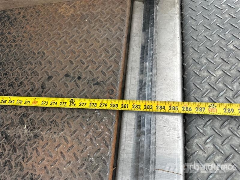 Mack MD 4x2 Van Truck Kofferaufbau