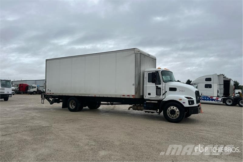 Mack MD 4x2 Van Truck Kofferaufbau