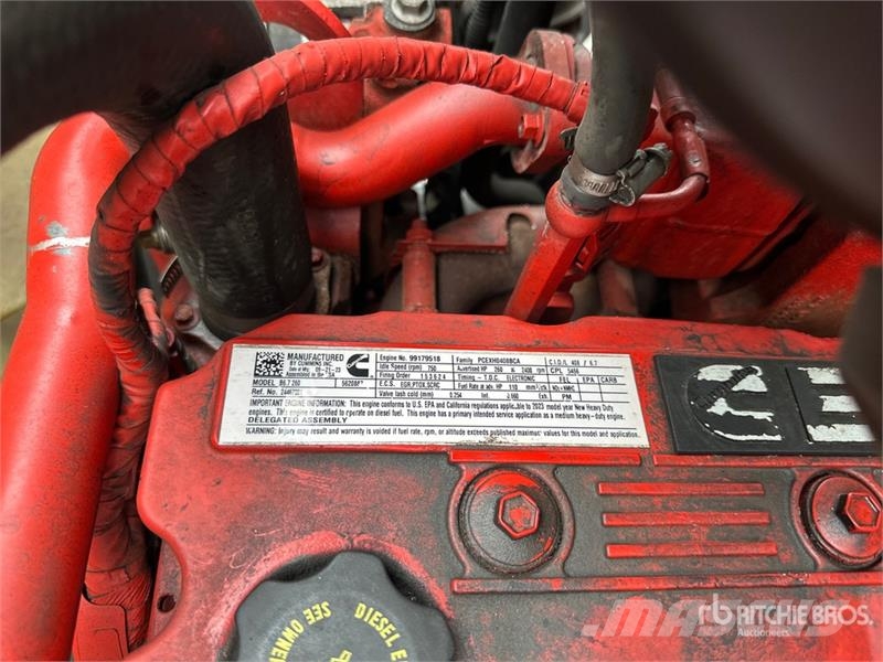 Mack MD 4x2 Van Truck Kofferaufbau