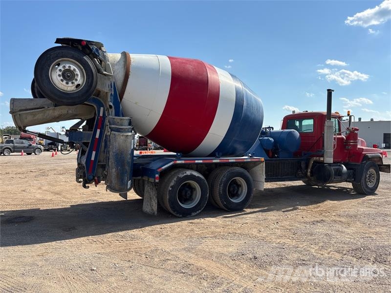 Mack RD600GK Camion malaxeur