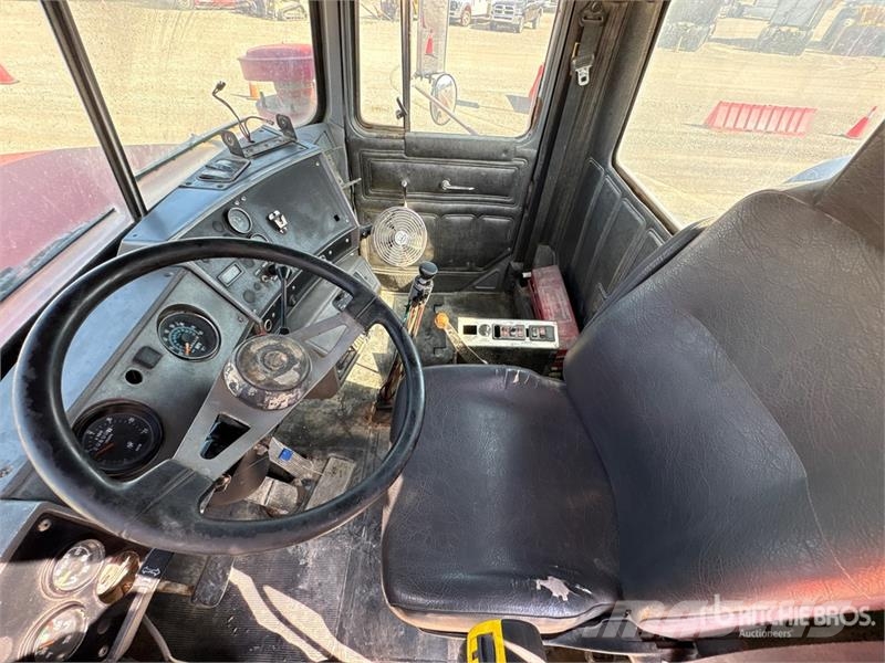 Mack RD600GK Camion malaxeur