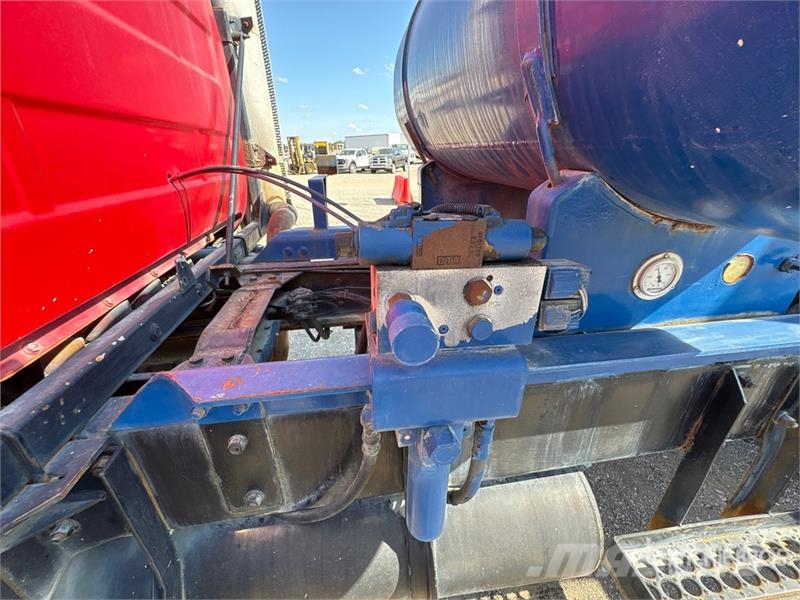 Mack RD600GK Camion malaxeur
