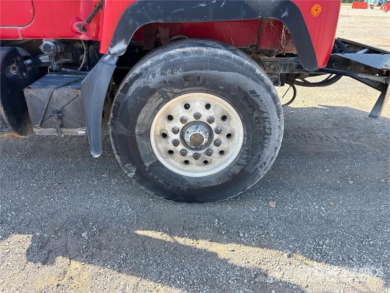 Mack RD600GK Camion malaxeur