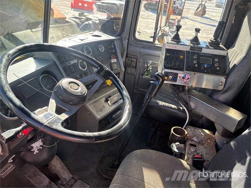 Mack RD688S Kipper