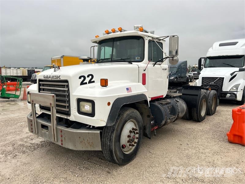 Mack RD688S Trekkvogner