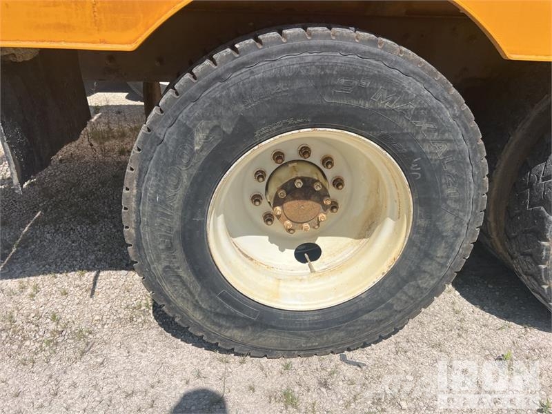 Mack RD688S Tovornjaki za vodo