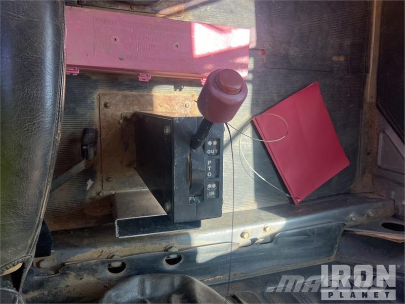 Mack RD688S Tovornjaki za vodo