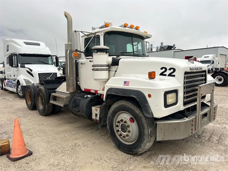 Mack RD688S Trekkvogner