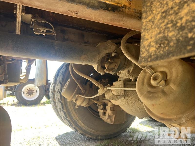 Mack RD688S Tovornjaki za vodo