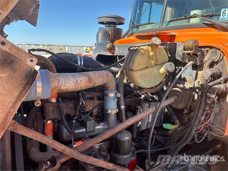 Mack RD688S Kiper tovornjaki