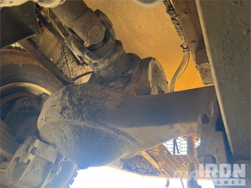 Mack RD688S Tovornjaki za vodo