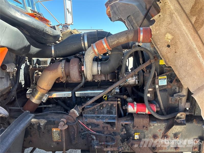 Mack RD688S Kiper tovornjaki