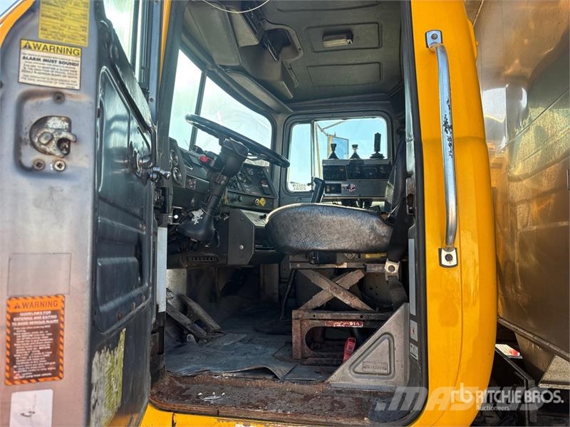 Mack RD688S Kipper