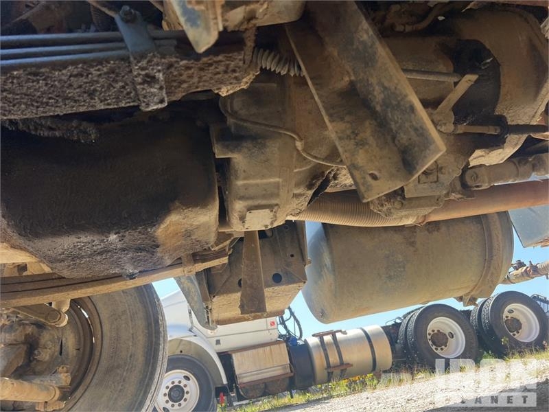 Mack RD688S Tovornjaki za vodo