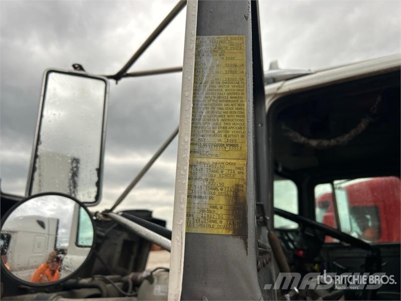 Mack RD688S Trekkvogner