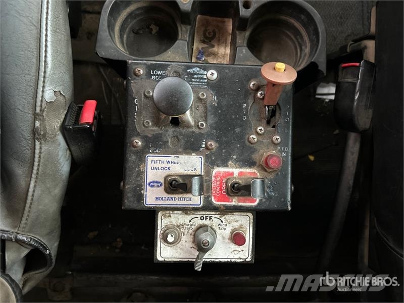 Mack RD688S Trekkvogner