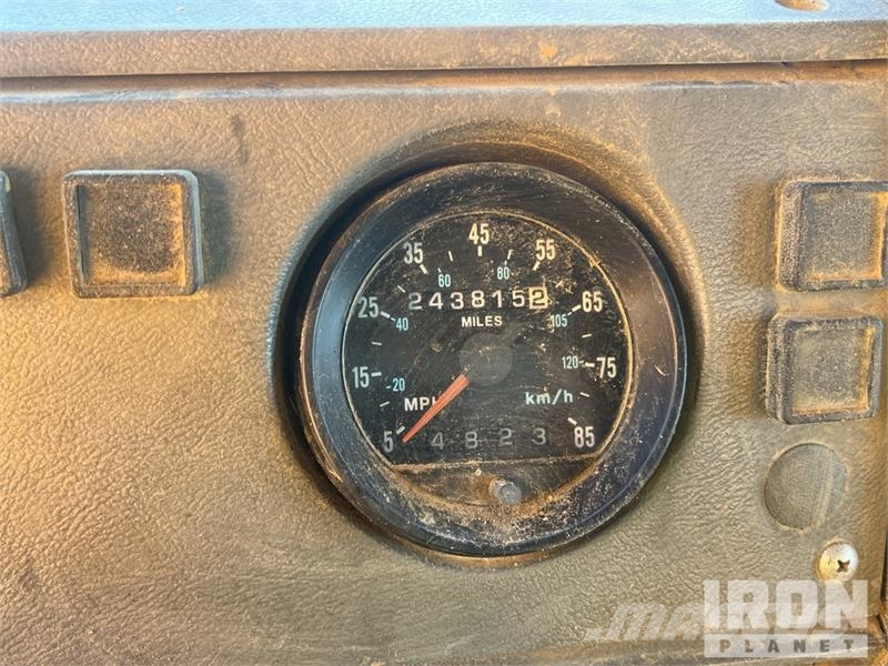 Mack RD688S Tovornjaki za vodo
