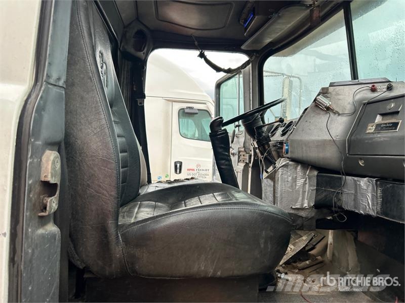 Mack RD688S Trekkvogner