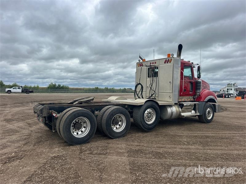 Mack TD700 8x4 Tri/A Day Cab Truck Tractor Traktorske jedinice
