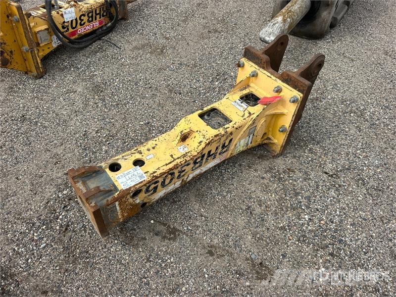 Magnum 305 Hydraulic Breaker 브레이커