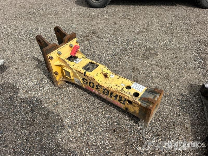 Magnum 305 Hydraulic Breaker 브레이커