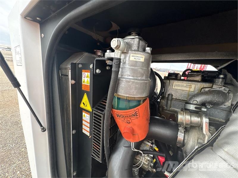 Magnum Pro MDG25IF4 20 kW Mobile Generator Set Generadores diésel