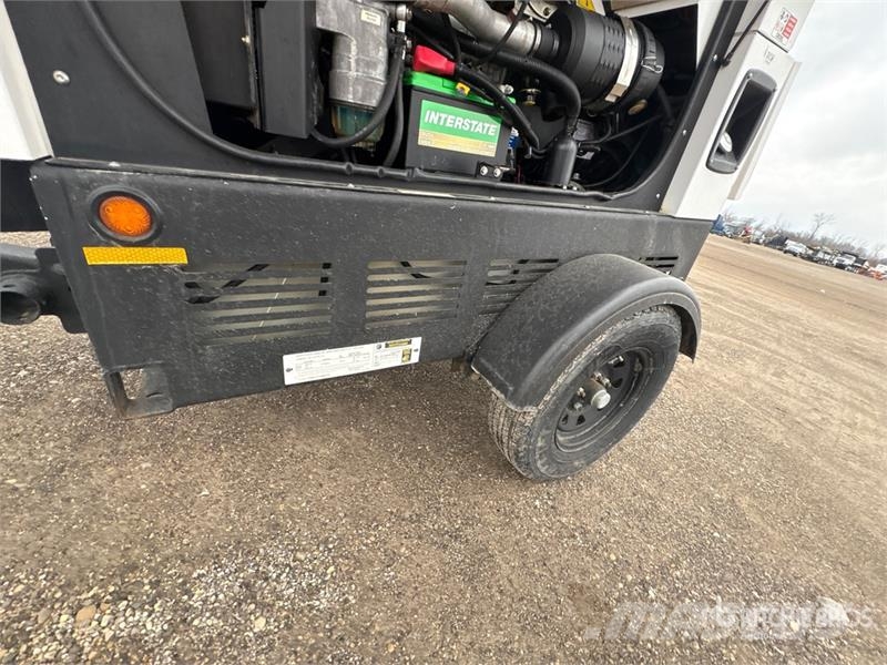 Magnum Pro MDG25IF4 20 kW Mobile Generator Set Generadores diésel