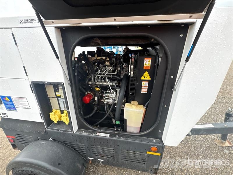 Magnum Pro MDG25IF4 20 kW Mobile Generator Set Generadores diésel