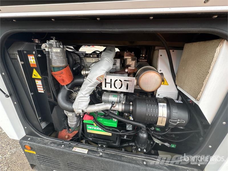 Magnum Pro MDG25IF4 20 kW Mobile Generator Set Generadores diésel