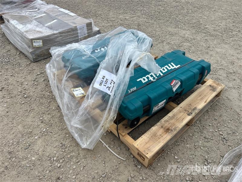 Makita HM1307CB Demolition Breaker Плуги