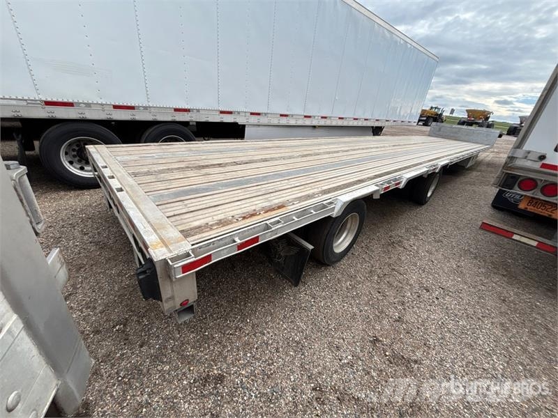 Manac 53 ft T/A Spread Axle Step Deck Trailer Zemie treileri