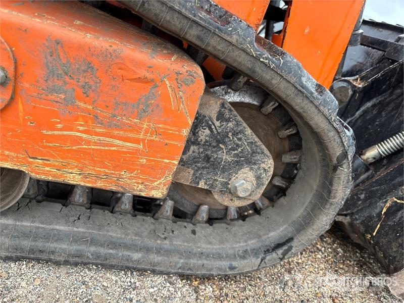 Manitou 1050RT Compact Track Loader Kompaktrakodók