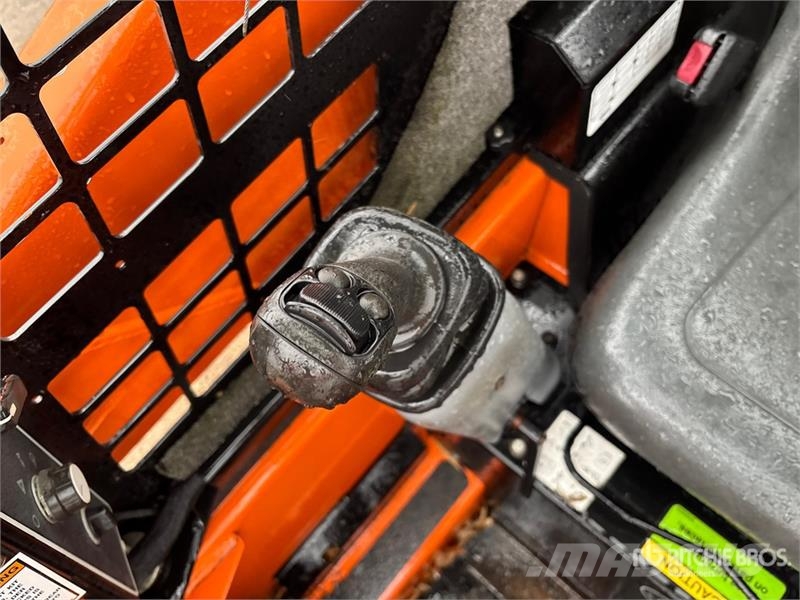 Manitou 1050RT Compact Track Loader Kompaktrakodók