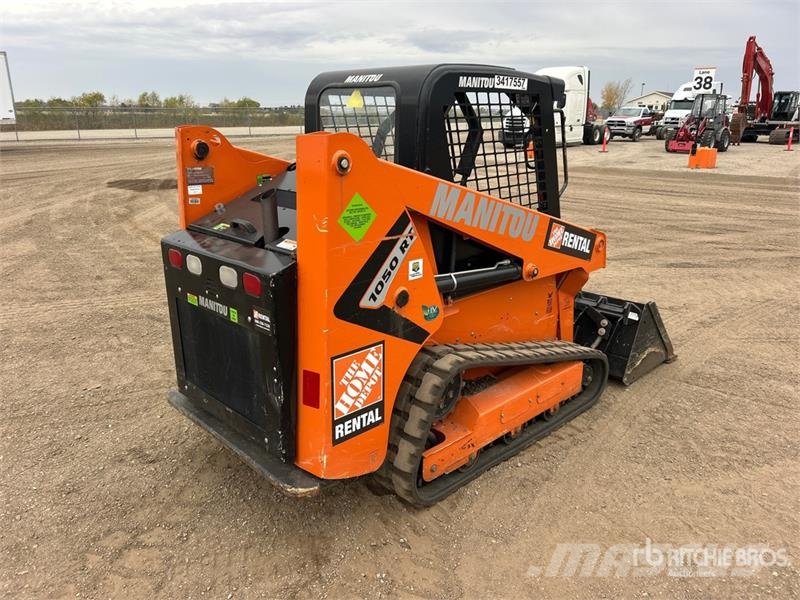 Manitou 1050RT Compact Track Loader لوادر انزلاقية التوجيه