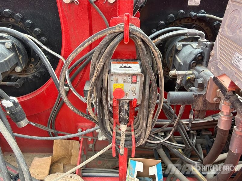 Manitowoc MLC100-1 110 ton Lattice-Boom Crawler Crane Gru cingolate