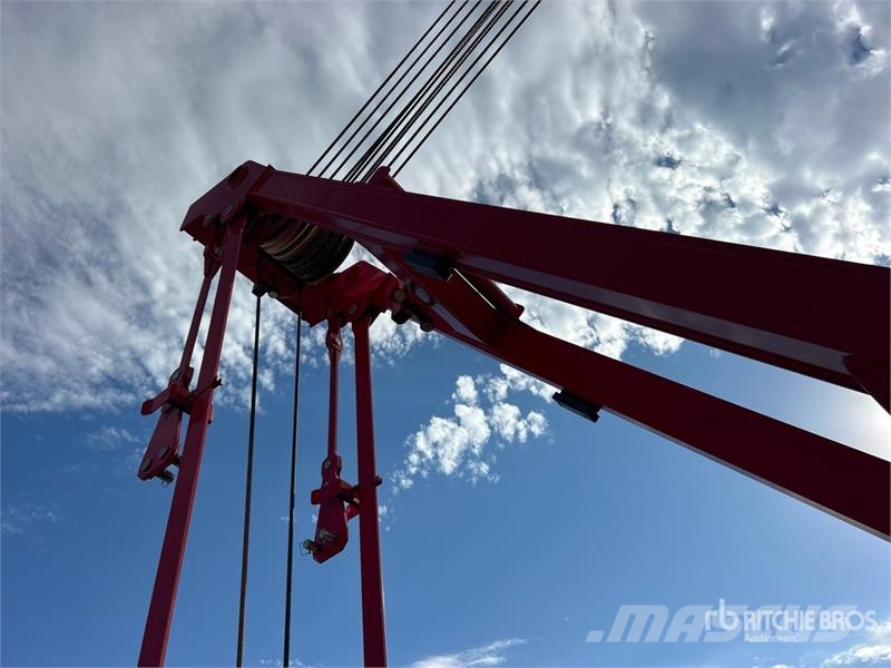 Manitowoc MLC150-1 Series 2 Lattice-Boom Crawler Crane Derik kranovi