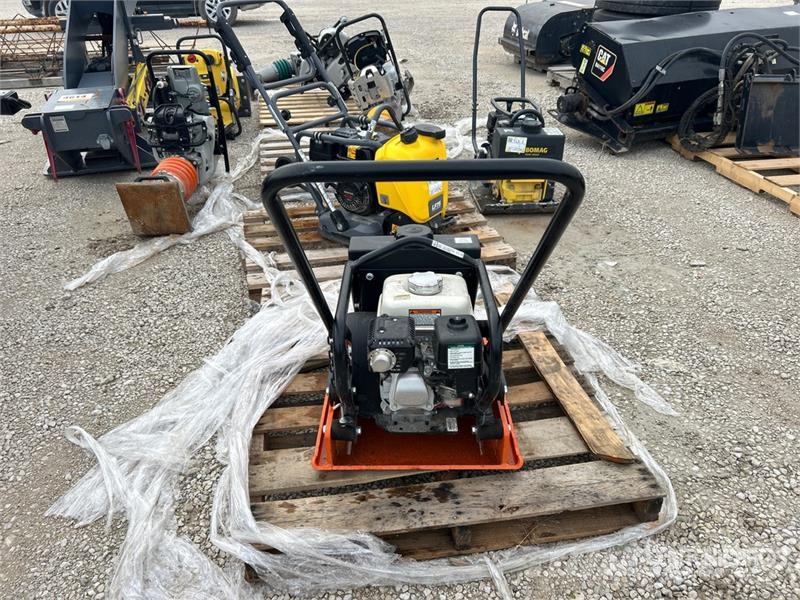 MBW AP3550 Vibratory Plate Compactor Tärylevyt