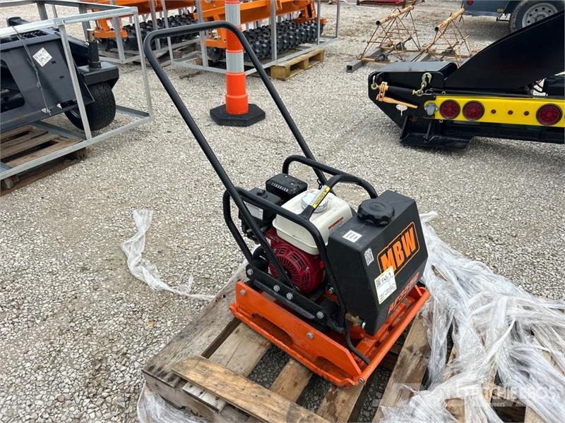 MBW AP3550 Vibratory Plate Compactor Tärylevyt