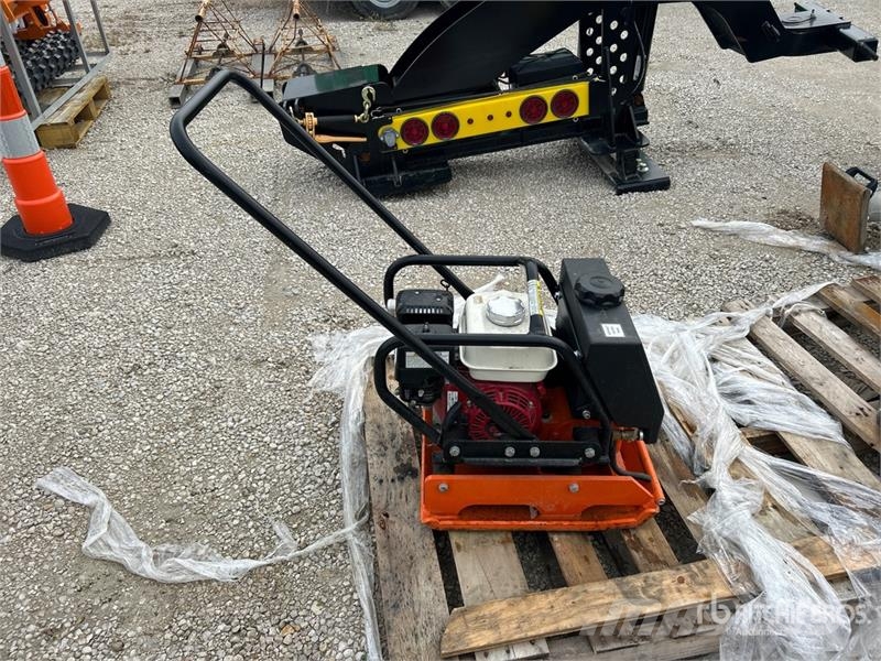 MBW AP3550 Vibratory Plate Compactor Tärylevyt