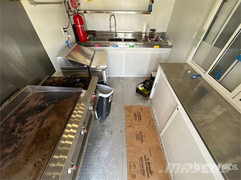  MC. Guber 14 ft 2 in T/A Food Concession Trailer 其他拖车