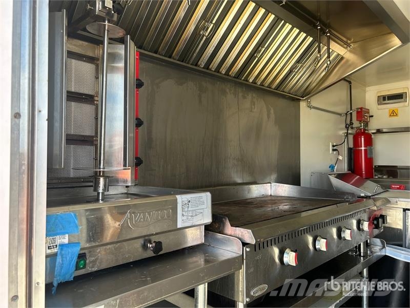  MC. Guber 14 ft 2 in T/A Food Concession Trailer 其他拖车