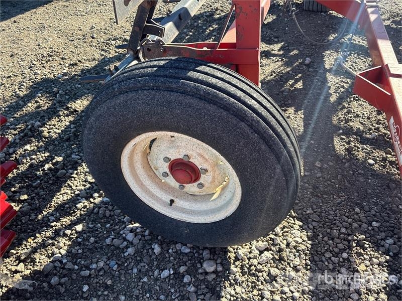 Mcfarlane 20 ft Heavy Harrow 钉齿耙